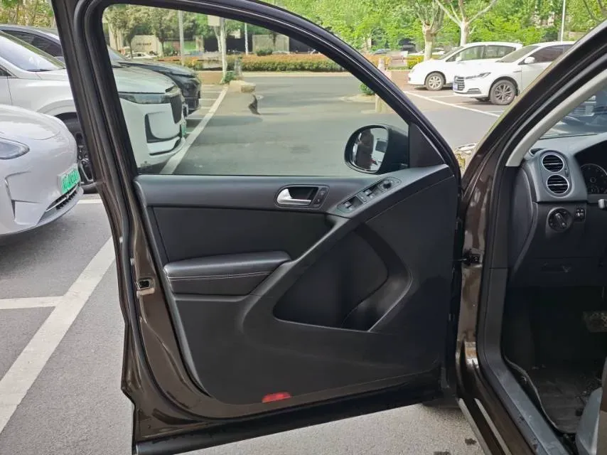 2017 MAXUS T60 2.0T 224HP L4 6AT,autocango,china used car exporter,china ev exporter,chinese used car exporter,chinese used ev exporter