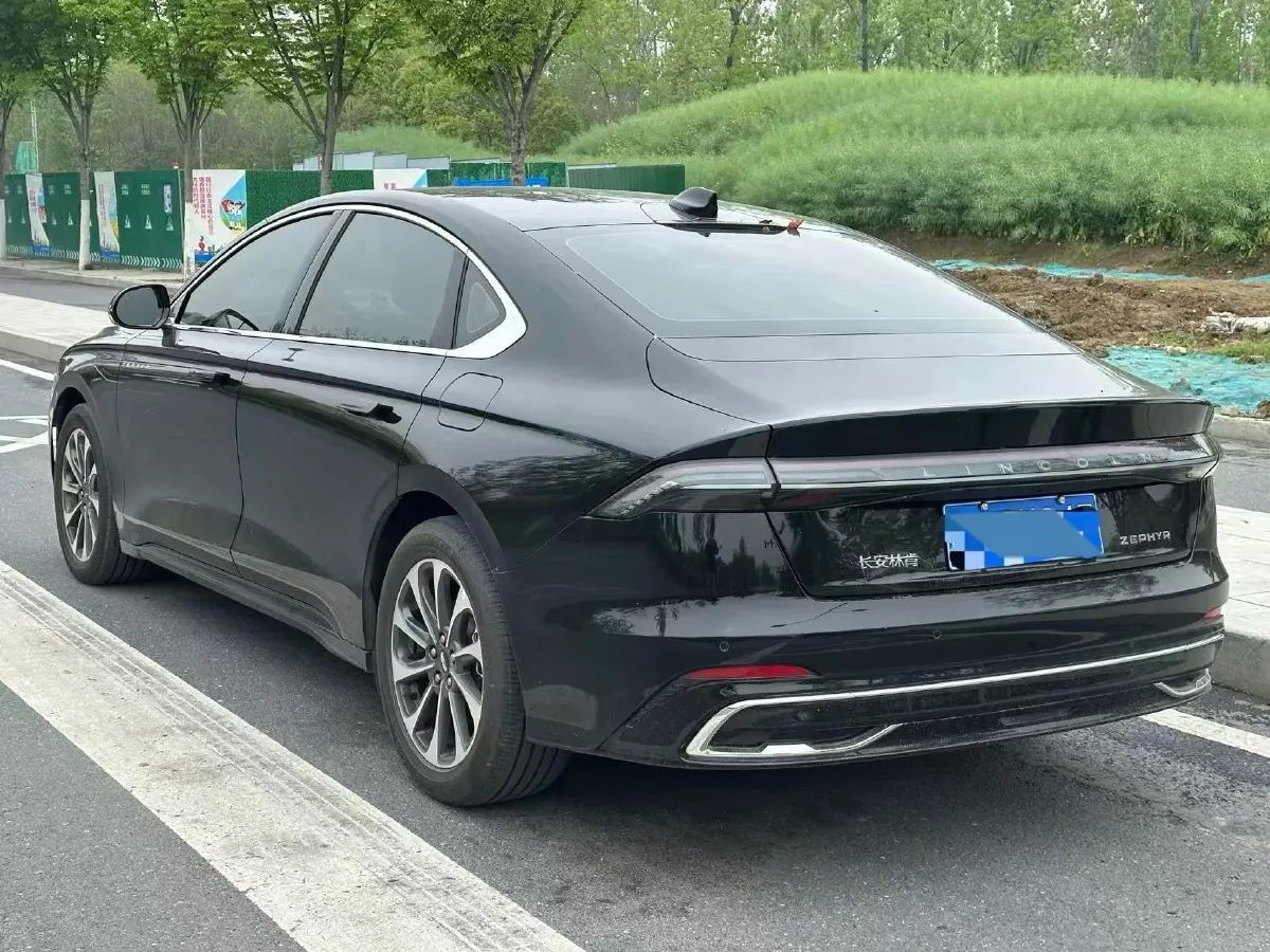 2025 Lincoln Z 2.0T 261HP L4 8AT,autocango,china used car exporter,china ev exporter,chinese used car exporter,chinese used ev exporter