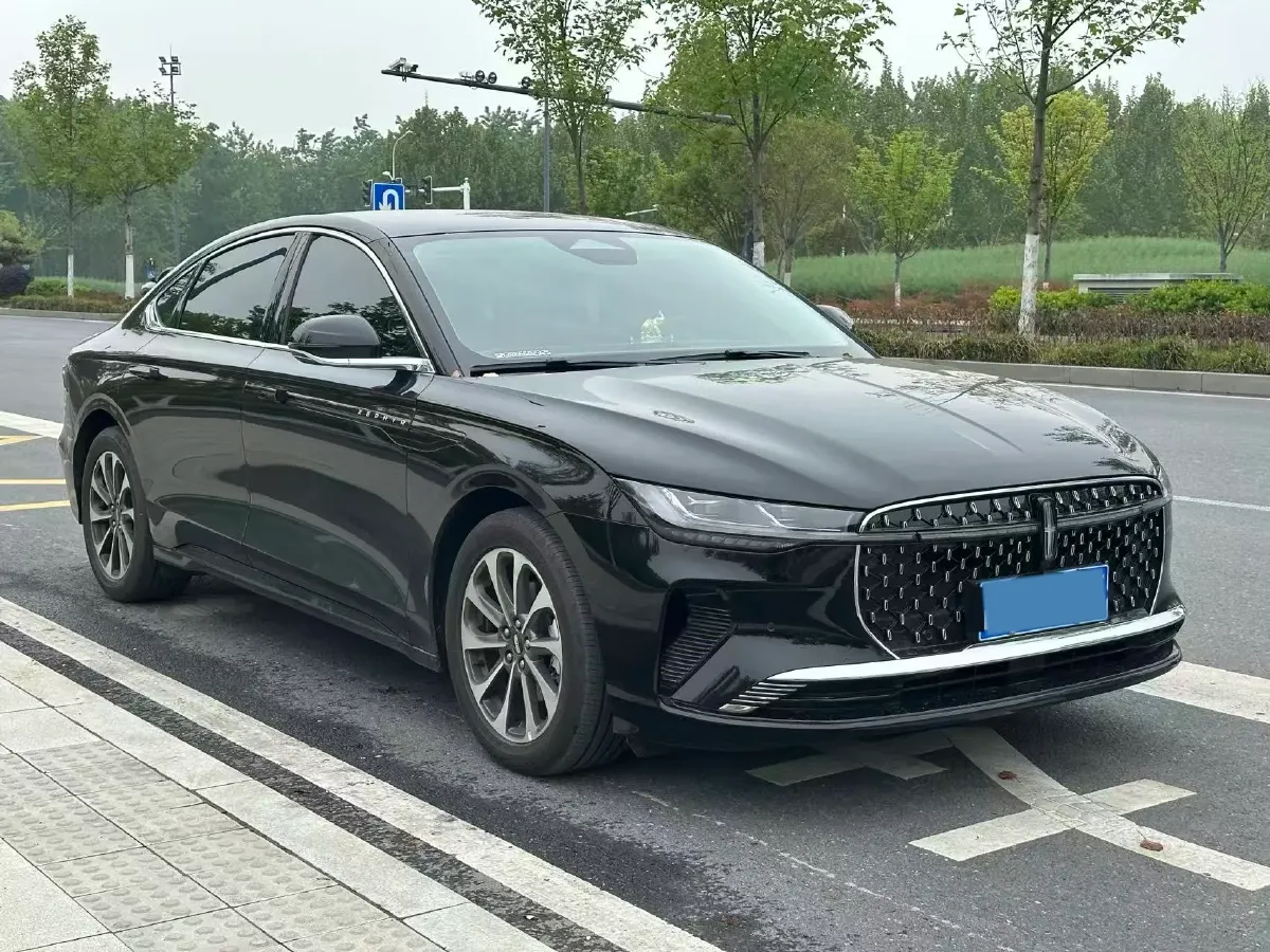 2025 Lincoln Z 2.0T 261HP L4 8AT,autocango,china used car exporter,china ev exporter,chinese used car exporter,chinese used ev exporter