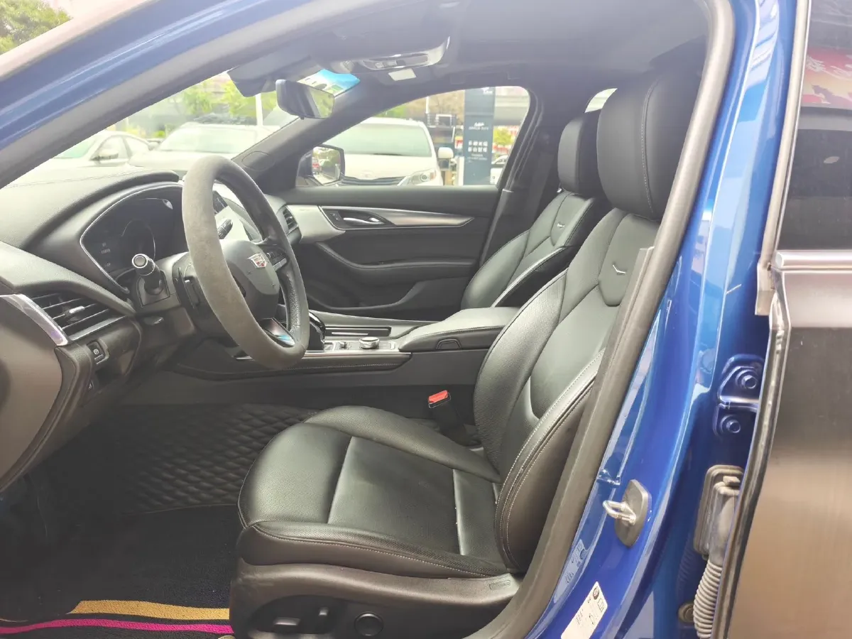 2020 Cadillac CT5 2.0T 241HP L4 10AT,autocango,china used car exporter,china ev exporter,chinese used car exporter,chinese used ev exporter