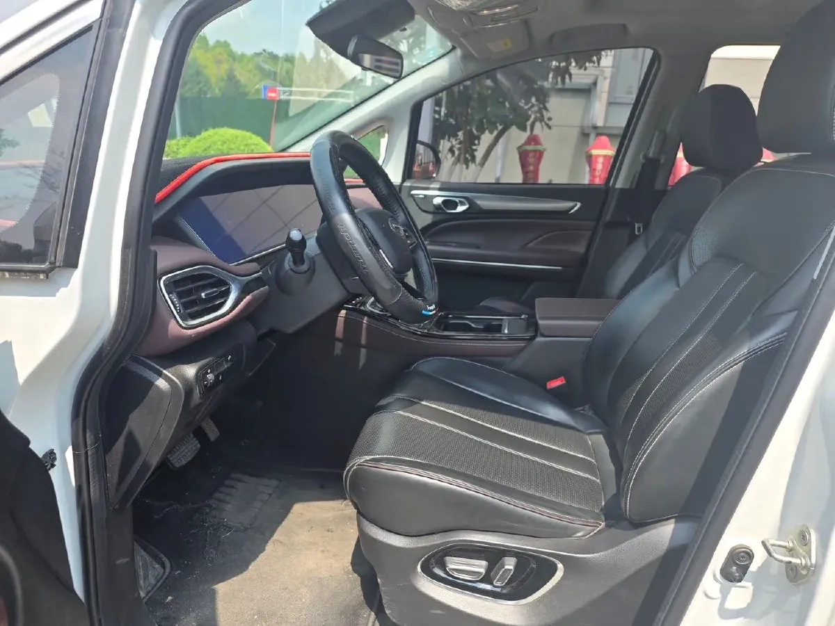 2023 GAC Trumpchi M6 1.5T 177HP L4 7DCT,autocango,china used car exporter,china ev exporter,chinese used car exporter,chinese used ev exporter