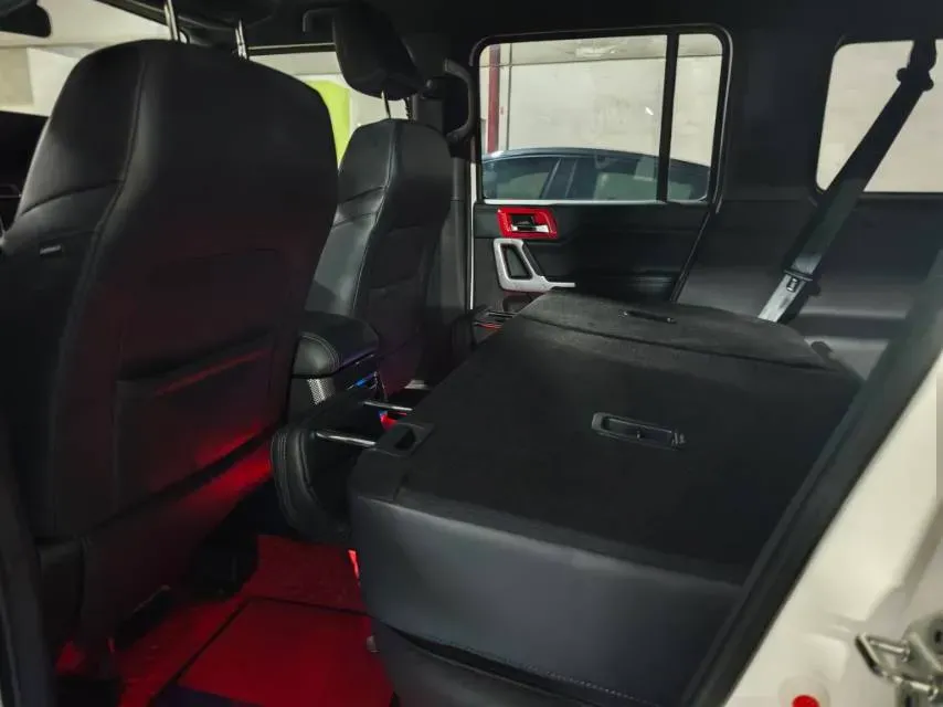 2024 212 212 T01 2.0T 252HP L4 8AT,autocango,china used car exporter,china ev exporter,chinese used car exporter,chinese used ev exporter