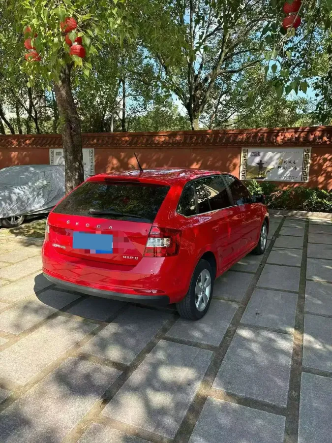 2019 Skoda Rapid Spaceback 1.5L 112HP L4 6AT,autocango,china used car exporter,china ev exporter,chinese used car exporter,chinese used ev exporter