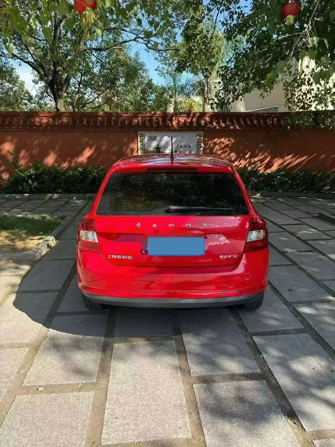 2019 Skoda Rapid Spaceback 1.5L 112HP L4 6AT,autocango,china used car exporter,china ev exporter,chinese used car exporter,chinese used ev exporter