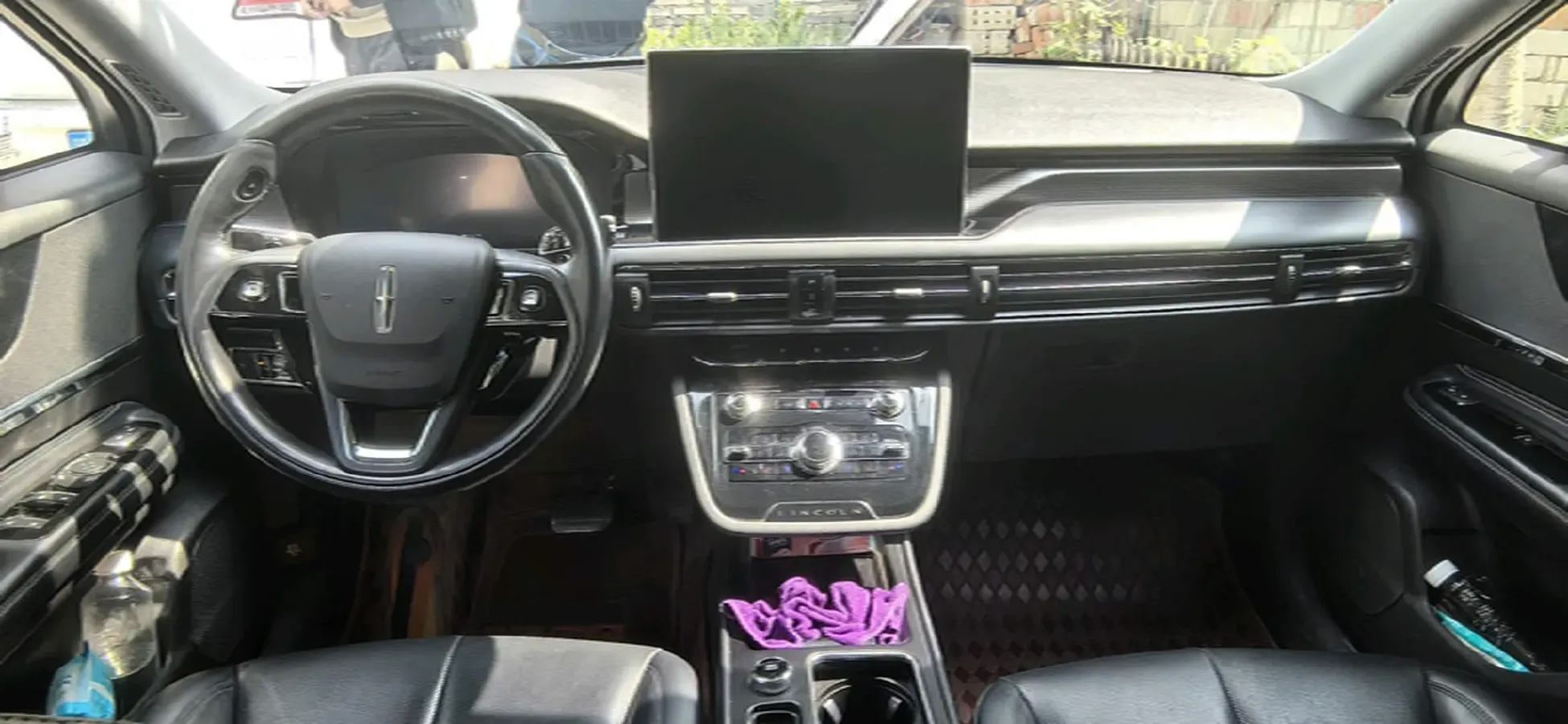 2022 Lincoln Corsair 2.0T 245HP L4 8AT,autocango,china used car exporter,china ev exporter,chinese used car exporter,chinese used ev exporter