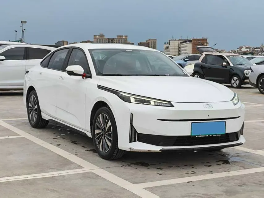 2024 ChangAn QiYuan A05 1.5L 110HP L4 E-CVT PHEV 9.07KWH,autocango,china used car exporter,china ev exporter,chinese used car exporter,chinese used ev exporter