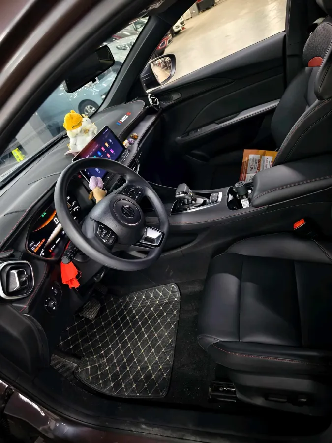 2025 MG 5 1.5T 181HP L4 7DCT,autocango,china used car exporter,china ev exporter,chinese used car exporter,chinese used ev exporter