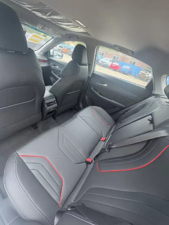 2024 Geely Binray 1.5T 181HP L4 7DCT,autocango,china used car exporter,china ev exporter,chinese used car exporter,chinese used ev exporter