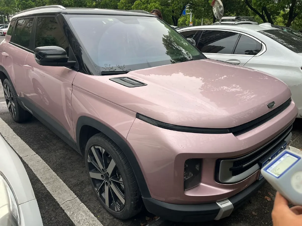 2023 Geely ICON 1.5T 181HP L4 7DCT,autocango,china used car exporter,china ev exporter,chinese used car exporter,chinese used ev exporter