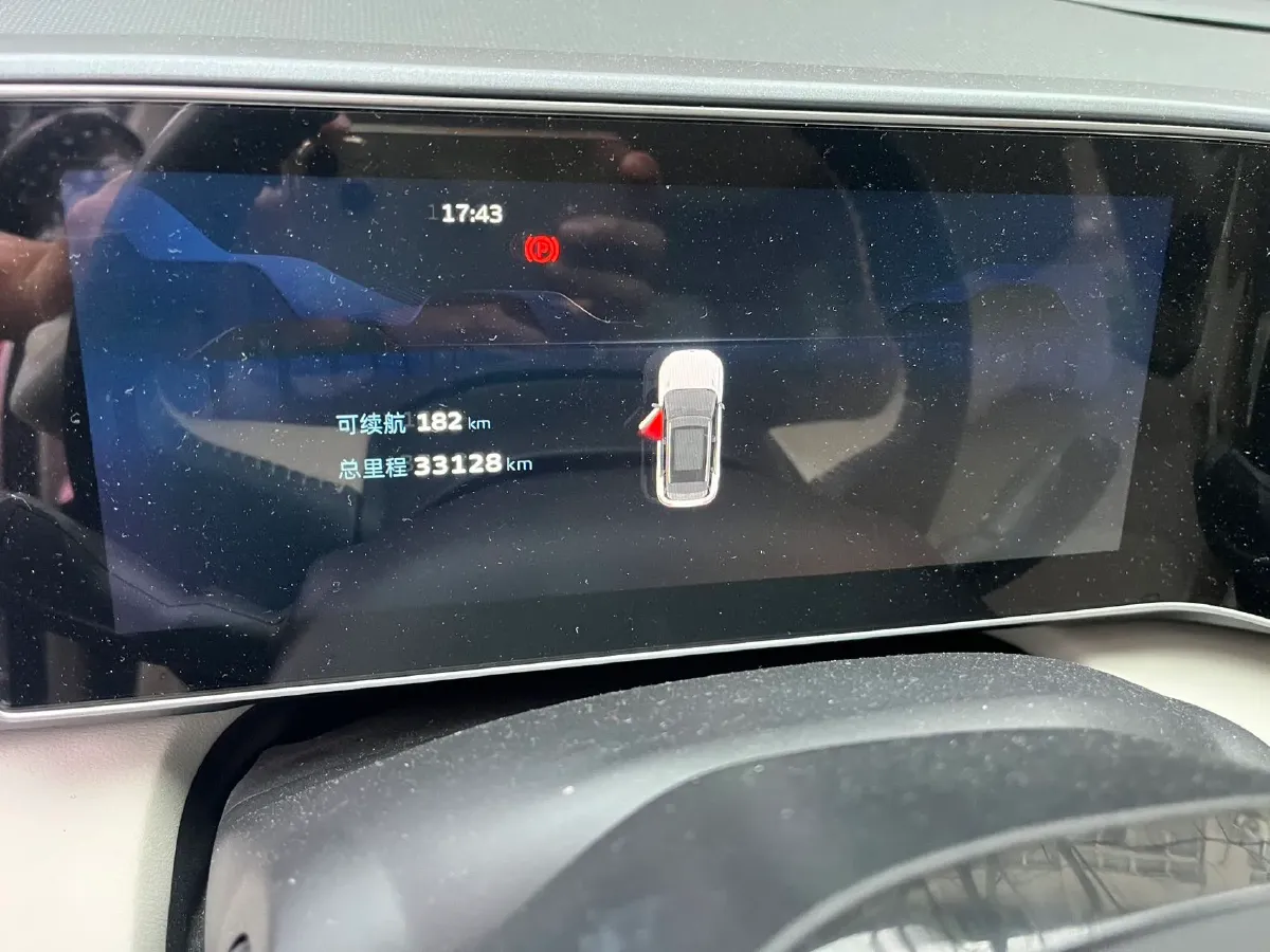 2023 Geely ICON 1.5T 181HP L4 7DCT,autocango,china used car exporter,china ev exporter,chinese used car exporter,chinese used ev exporter