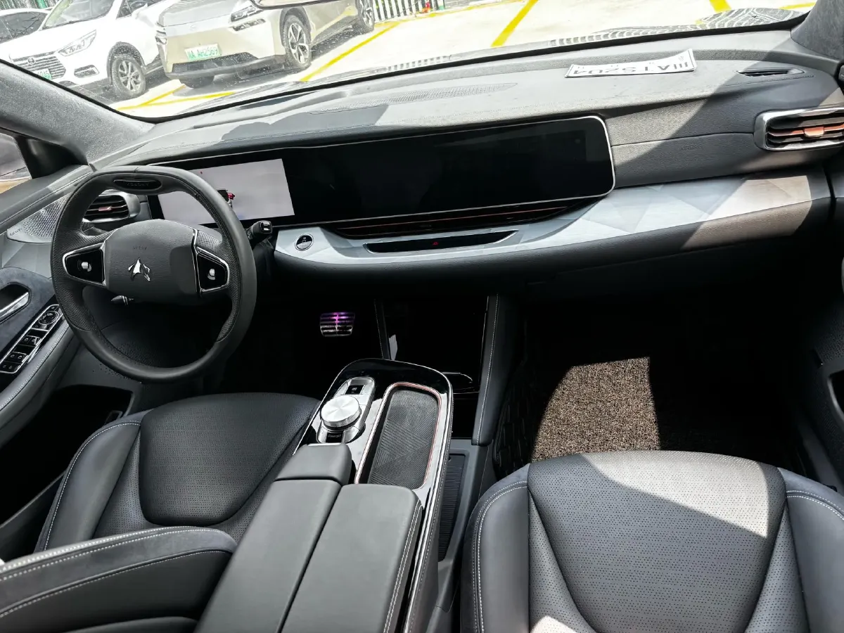 2021 ARCFOX αS BEV 93.6KWH,autocango,china used car exporter,china ev exporter,chinese used car exporter,chinese used ev exporter