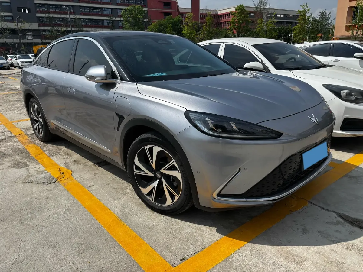 2021 ARCFOX αS BEV 93.6KWH,autocango,china used car exporter,china ev exporter,chinese used car exporter,chinese used ev exporter