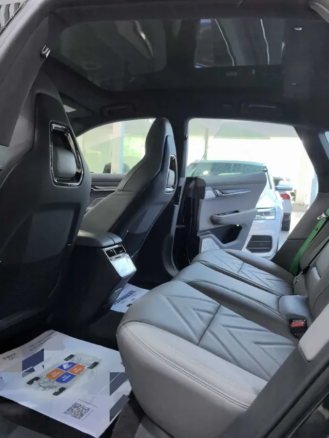 2023 Zeekr 001 BEV 100KWH,autocango,china used car exporter,china ev exporter,chinese used car exporter,chinese used ev exporter