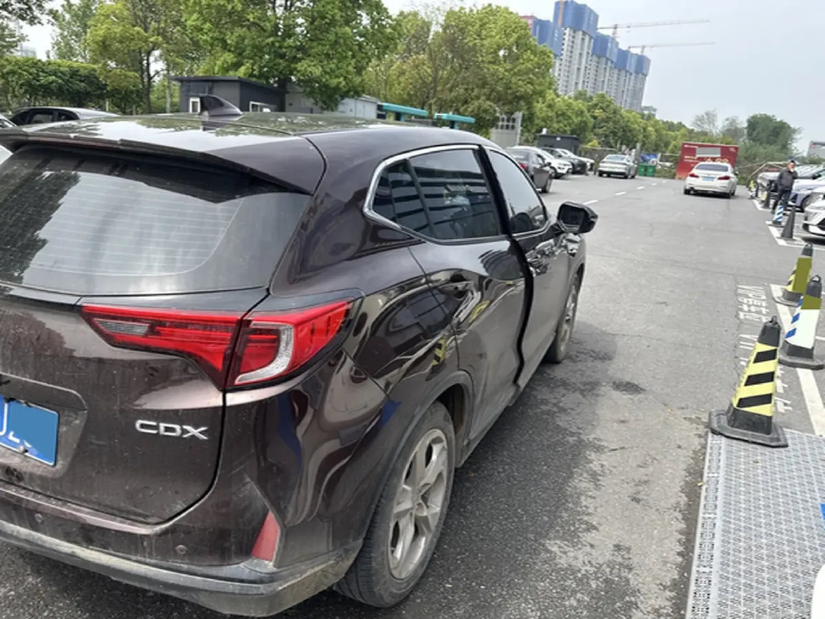 2019 Acura CDX 1.5T 182HP L4 8DCT,autocango,china used car exporter,china ev exporter,chinese used car exporter,chinese used ev exporter