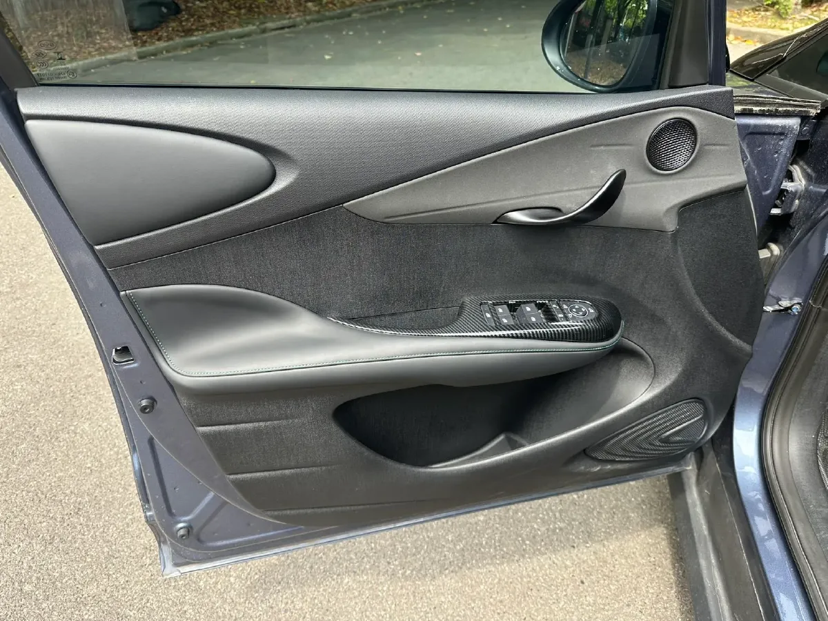 2023 BYD Dolphin BEV 44.928KWH,autocango,china used car exporter,china ev exporter,chinese used car exporter,chinese used ev exporter