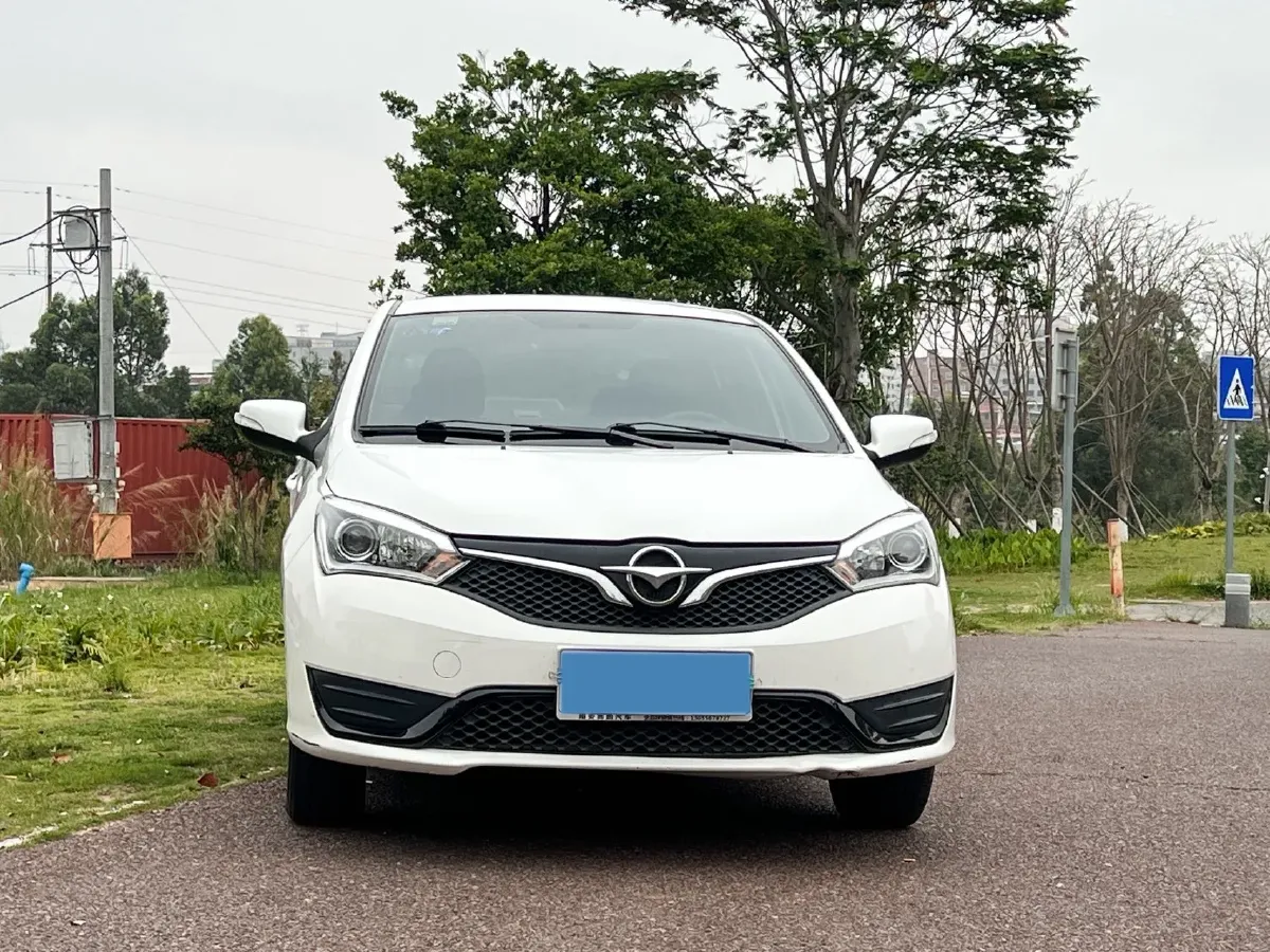 2017 HaiMa M3 1.5L 112HP L4 5MT,autocango,china used car exporter,china ev exporter,chinese used car exporter,chinese used ev exporter