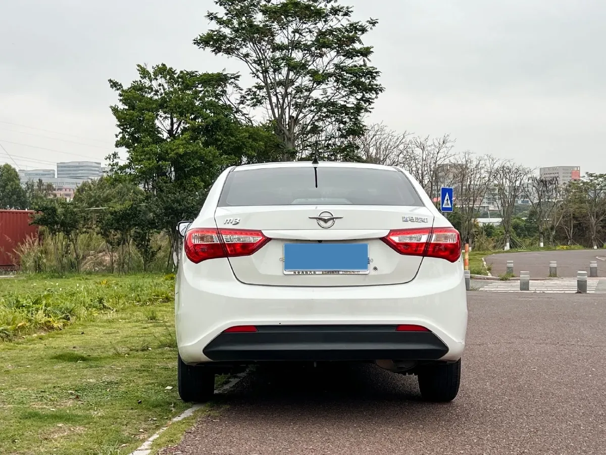 2017 HaiMa M3 1.5L 112HP L4 5MT,autocango,china used car exporter,china ev exporter,chinese used car exporter,chinese used ev exporter