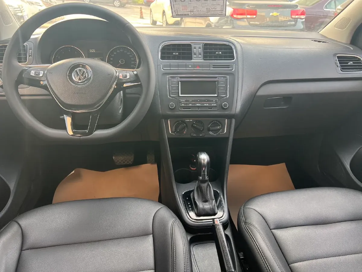 2013 Volkswagen Polo 1.6L 105HP L4 6AT,autocango,china used car exporter,china ev exporter,chinese used car exporter,chinese used ev exporter