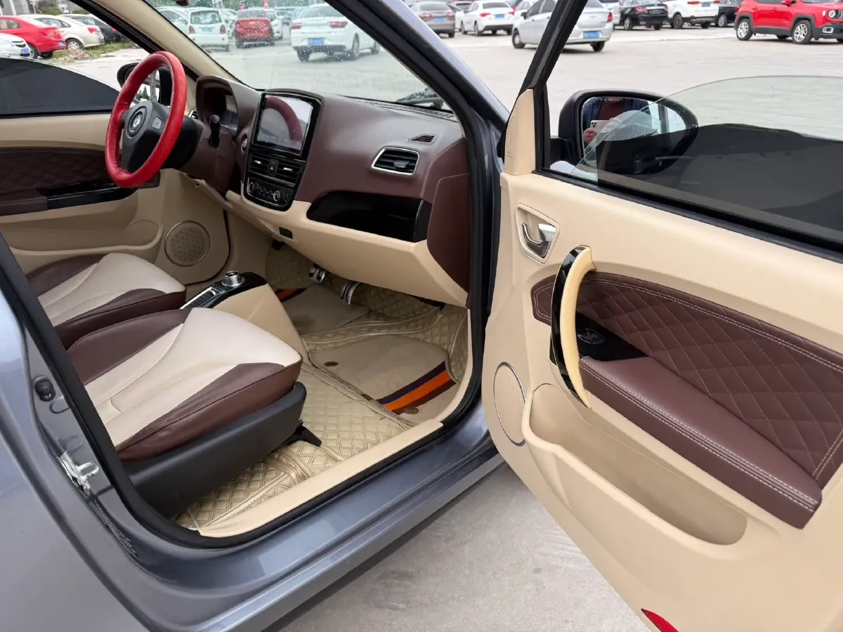 2021 BaoJun 510 1.5L 99HP L4 CVT,autocango,china used car exporter,china ev exporter,chinese used car exporter,chinese used ev exporter