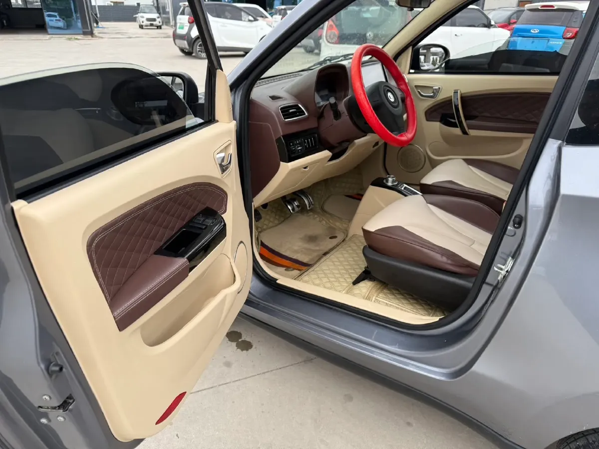 2021 BaoJun 510 1.5L 99HP L4 CVT,autocango,china used car exporter,china ev exporter,chinese used car exporter,chinese used ev exporter