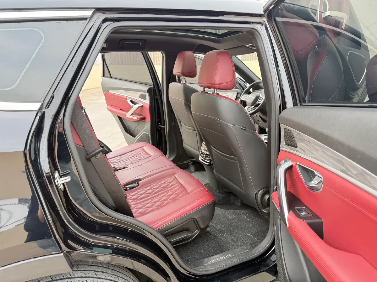 2023 Jetour X70 Plus 1.6T 197HP L4 7DCT,autocango,china used car exporter,china ev exporter,chinese used car exporter,chinese used ev exporter