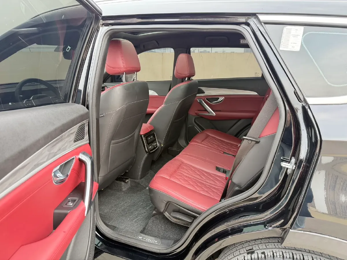 2023 Jetour X70 Plus 1.6T 197HP L4 7DCT,autocango,china used car exporter,china ev exporter,chinese used car exporter,chinese used ev exporter