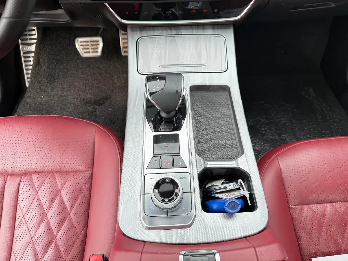 2023 Jetour X70 Plus 1.6T 197HP L4 7DCT,autocango,china used car exporter,china ev exporter,chinese used car exporter,chinese used ev exporter