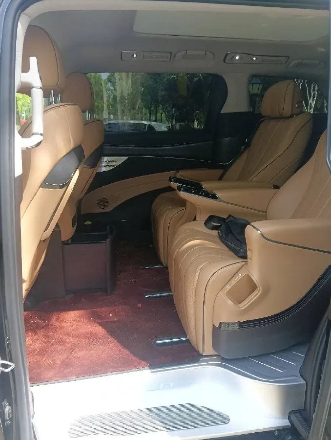 2024 Denza D9 1.5T 139HP L4 E-CVT PHEV 40KWH,autocango,china used car exporter,china ev exporter,chinese used car exporter,chinese used ev exporter