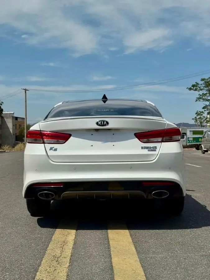 2016 Kia K5 1.6T 180HP L4 7DCT,autocango,china used car exporter,china ev exporter,chinese used car exporter,chinese used ev exporter