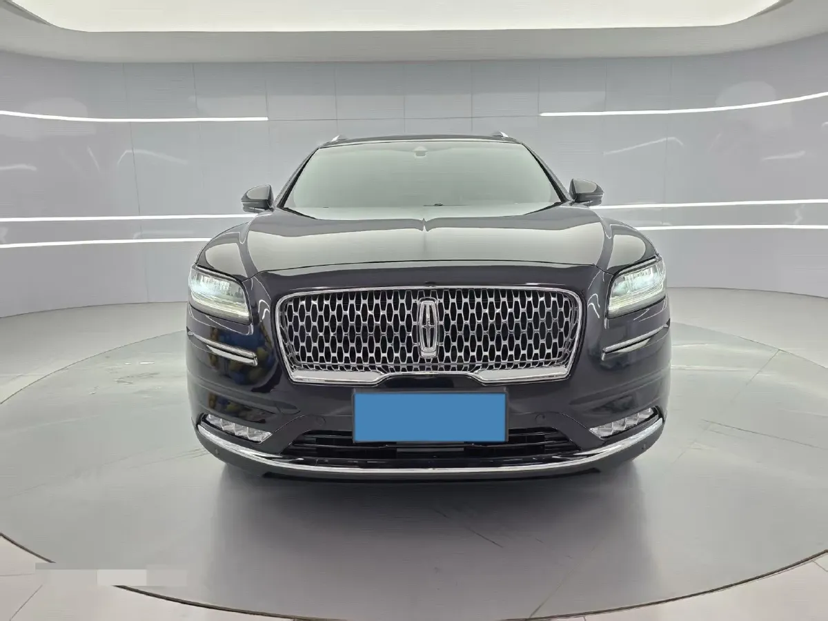 2021 Lincoln Nautilus 2.0T 245HP L4 8AT,autocango,china used car exporter,china ev exporter,chinese used car exporter,chinese used ev exporter