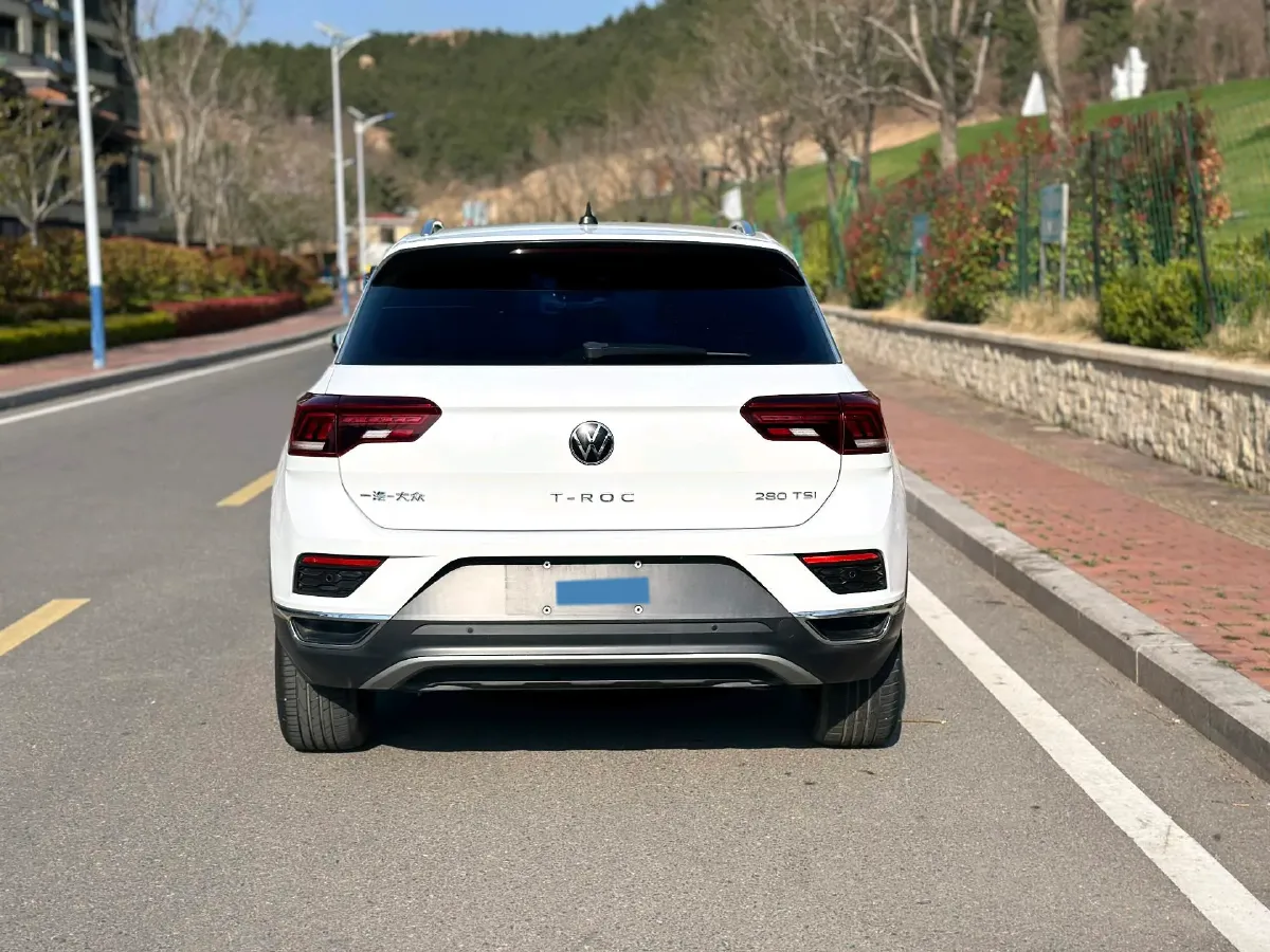 2021 Volkswagen T-Roc 1.4T 150HP L4 7DCT,autocango,china used car exporter,china ev exporter,chinese used car exporter,chinese used ev exporter