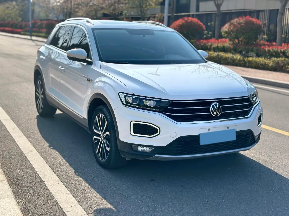 2021 Volkswagen T-Roc 1.4T 150HP L4 7DCT,autocango,china used car exporter,china ev exporter,chinese used car exporter,chinese used ev exporter