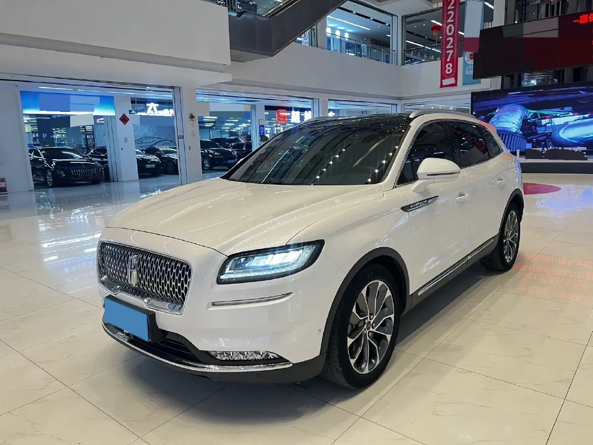 2021 Lincoln Nautilus 2.0T 245HP L4 8AT,autocango,china used car exporter,china ev exporter,chinese used car exporter,chinese used ev exporter