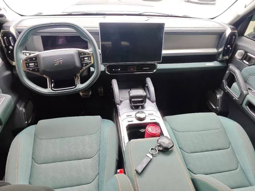 2023 Jetour Traveller 2.0T 254HP L4 7DCT,autocango,china used car exporter,china ev exporter,chinese used car exporter,chinese used ev exporter