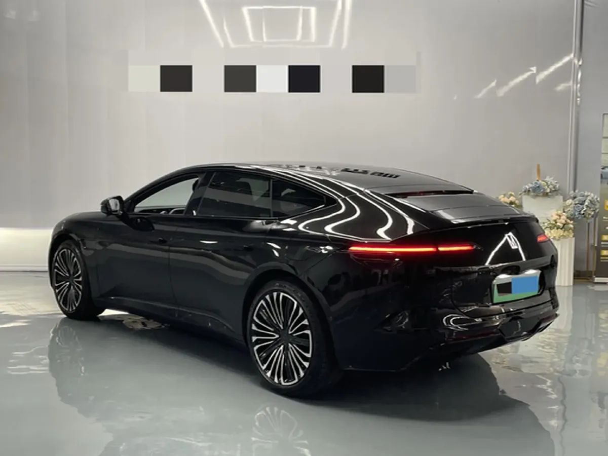 2025 Avatr 12 1.5T 156HP L4 REEV 39.05KWH,autocango,china used car exporter,china ev exporter,chinese used car exporter,chinese used ev exporter