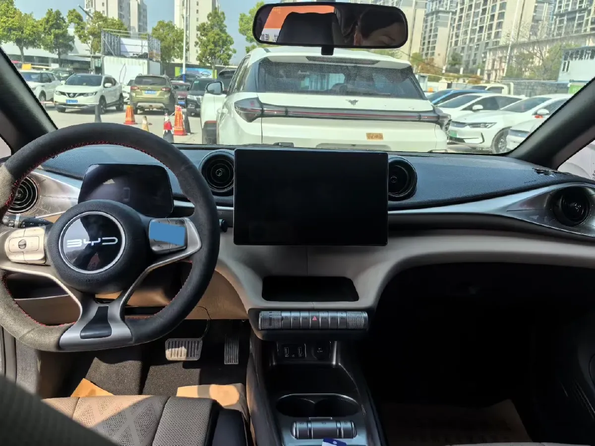 2023 BYD Dolphin BEV 44.928KWH,autocango,china used car exporter,china ev exporter,chinese used car exporter,chinese used ev exporter