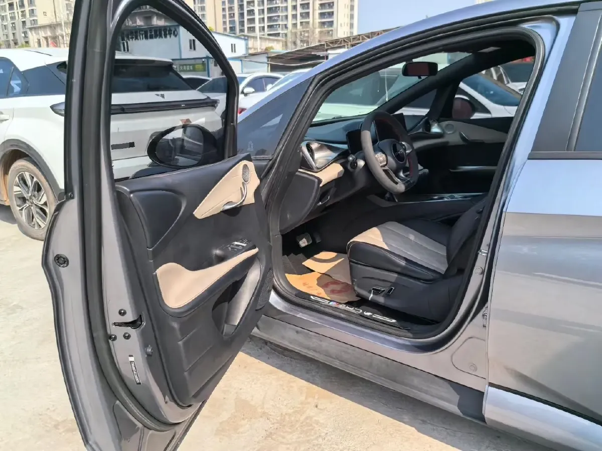 2023 BYD Dolphin BEV 44.928KWH,autocango,china used car exporter,china ev exporter,chinese used car exporter,chinese used ev exporter