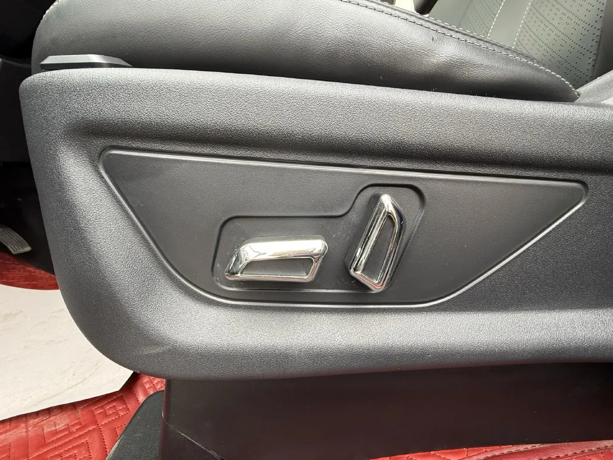 2021 GAC Trumpchi M6 1.5T 169HP L4 7DCT,autocango,china used car exporter,china ev exporter,chinese used car exporter,chinese used ev exporter