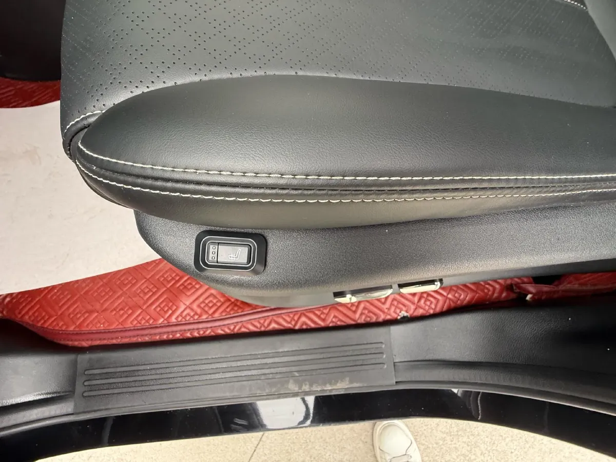 2021 GAC Trumpchi M6 1.5T 169HP L4 7DCT,autocango,china used car exporter,china ev exporter,chinese used car exporter,chinese used ev exporter