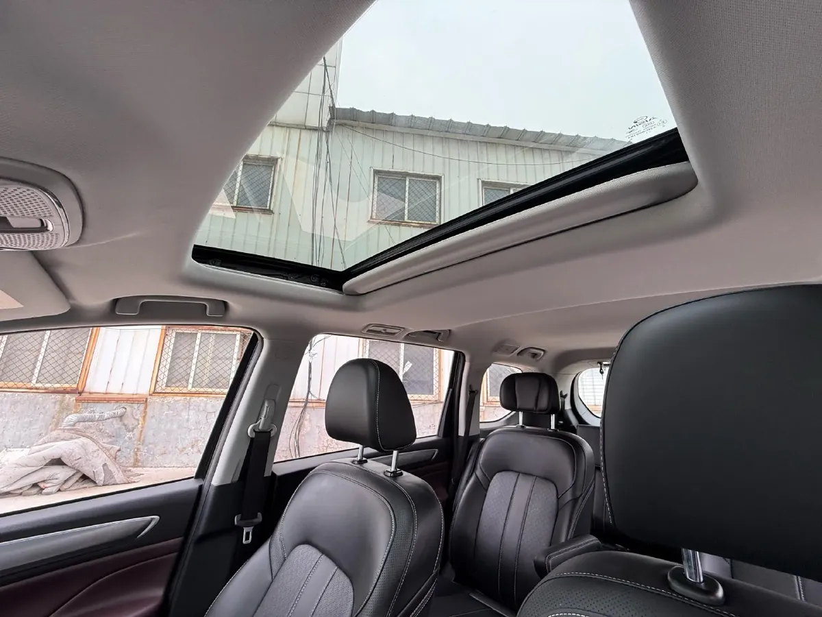 2021 GAC Trumpchi M6 1.5T 169HP L4 7DCT,autocango,china used car exporter,china ev exporter,chinese used car exporter,chinese used ev exporter