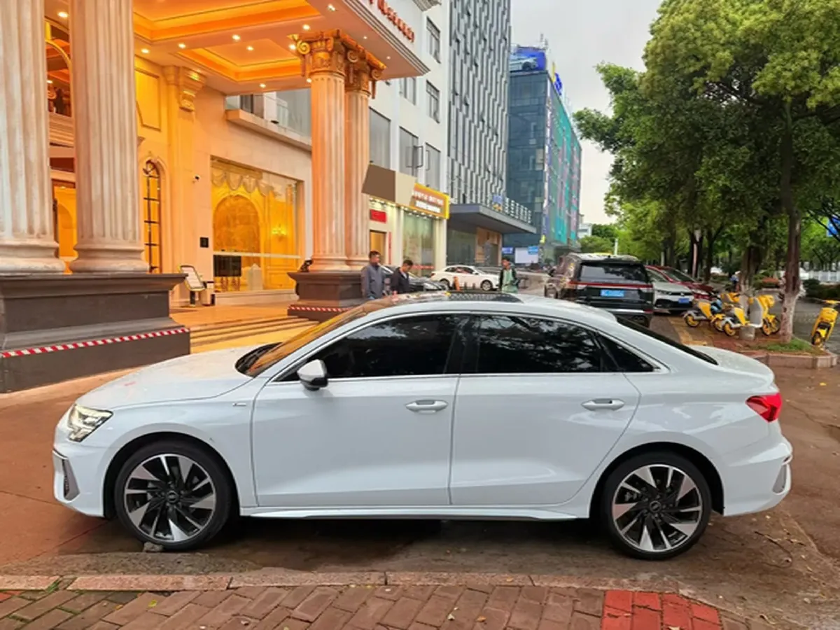 2022 Audi A3 1.4T 150HP L4 7DCT,autocango,china used car exporter,china ev exporter,chinese used car exporter,chinese used ev exporter