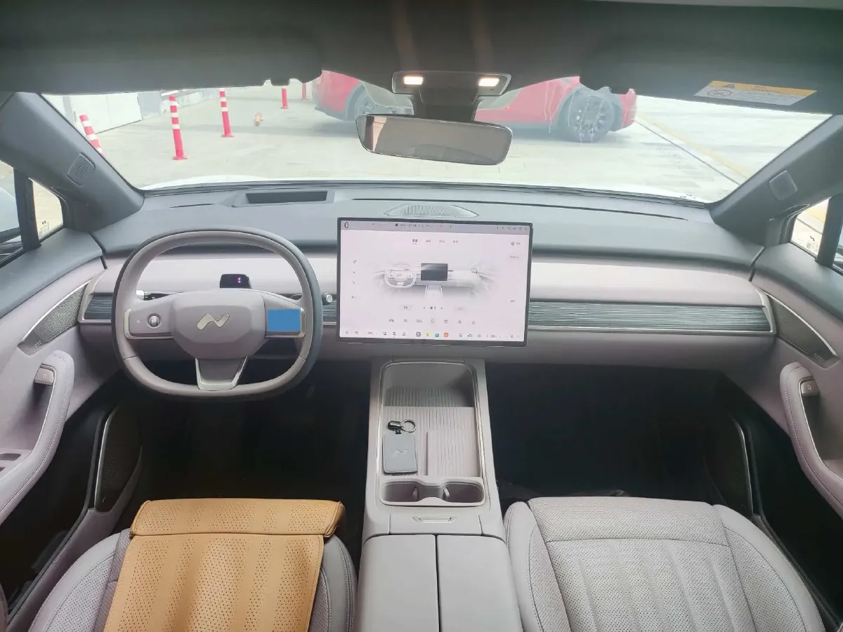 2024 ONVO L60 BEV 60KWH,autocango,china used car exporter,china ev exporter,chinese used car exporter,chinese used ev exporter