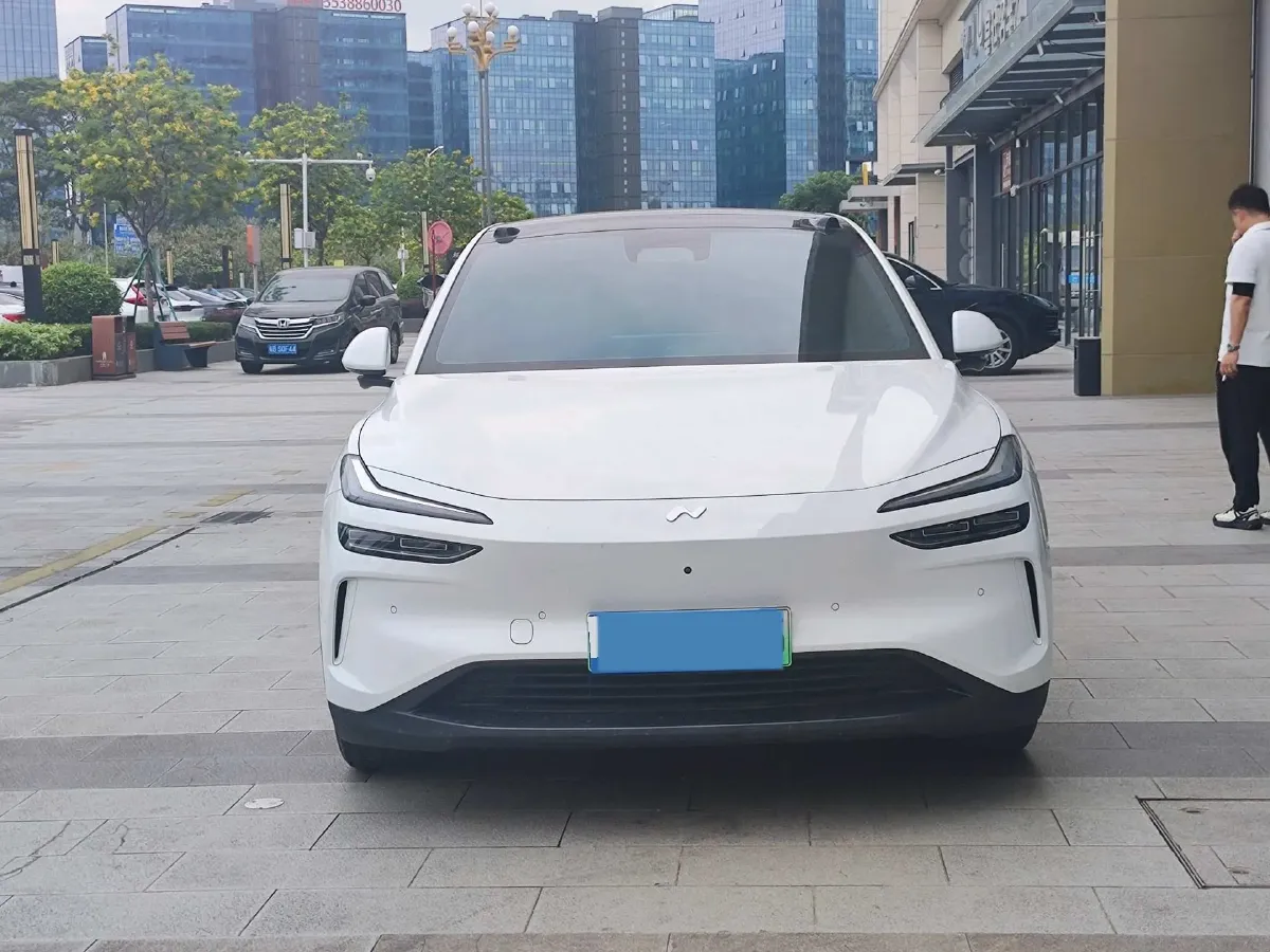 2024 ONVO L60 BEV 60KWH,autocango,china used car exporter,china ev exporter,chinese used car exporter,chinese used ev exporter