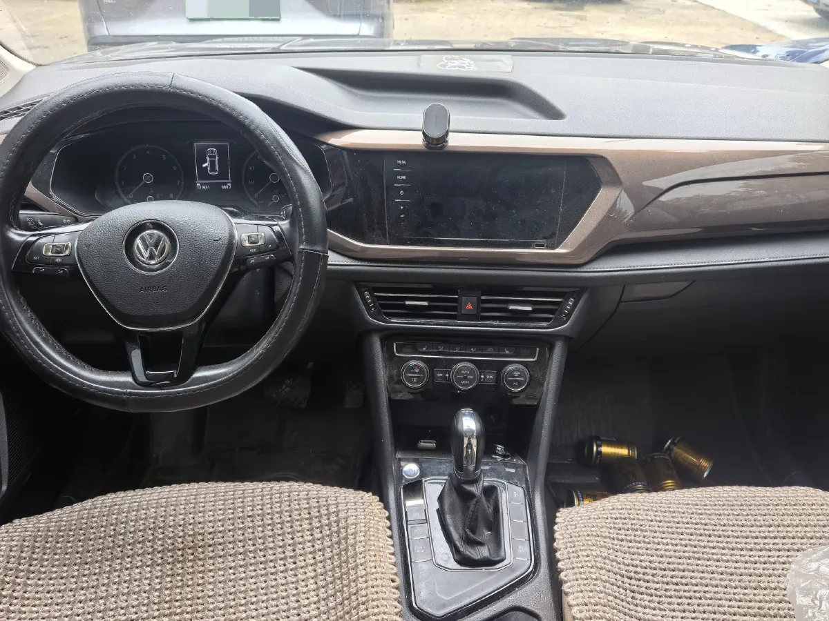 2020 Volkswagen Tharu 2.0T 186HP L4 7DCT,autocango,china used car exporter,china ev exporter,chinese used car exporter,chinese used ev exporter