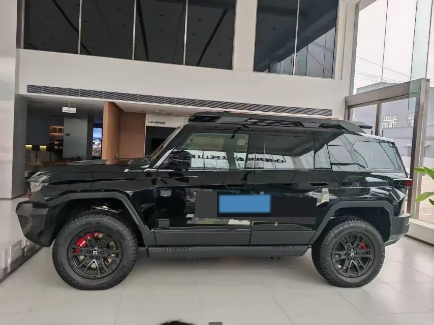 2023 M Hero 917 REEV 197HP 2AT REEV 65.8KWH,autocango,china used car exporter,china ev exporter,chinese used car exporter,chinese used ev exporter