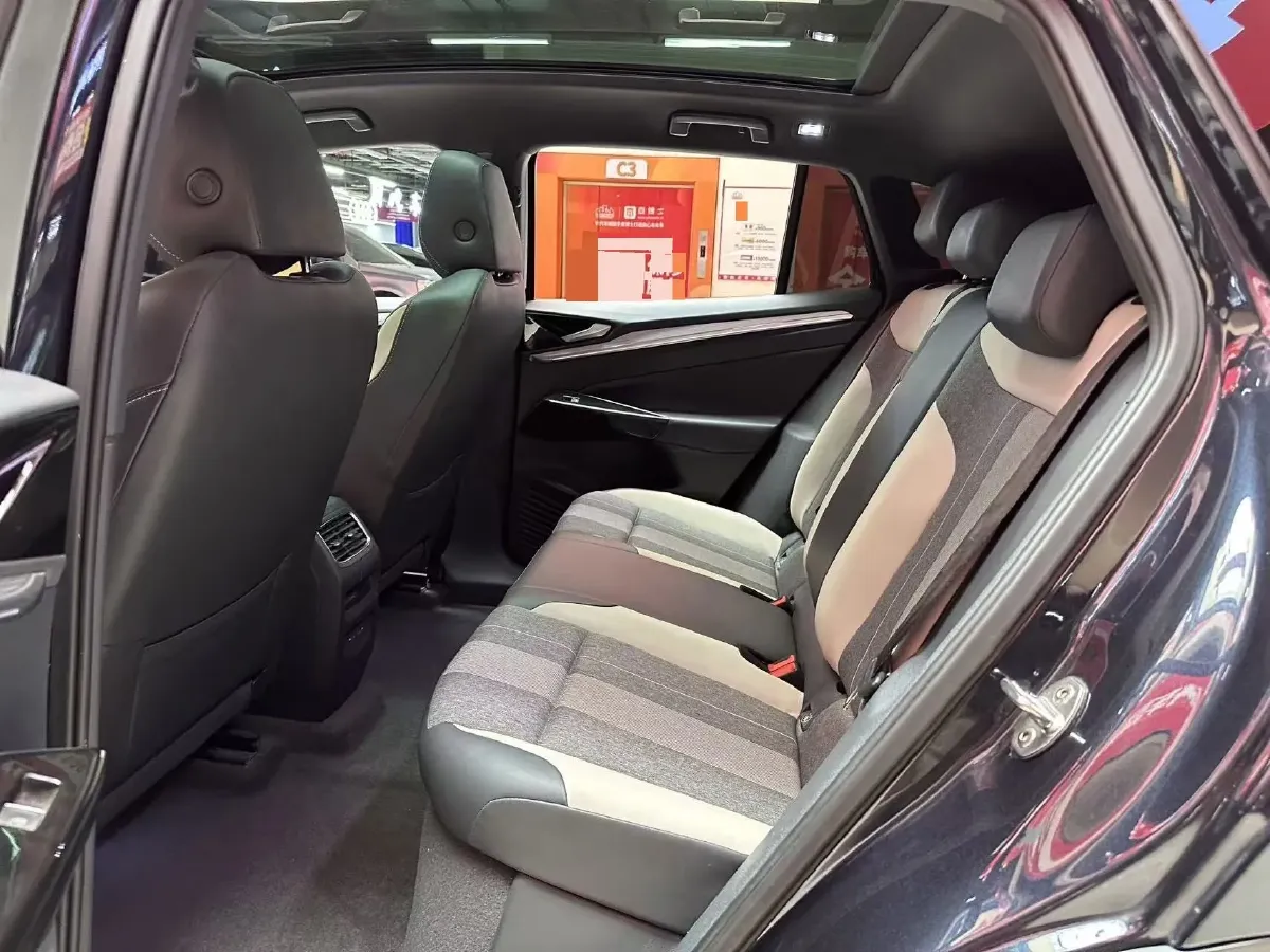 2024 Volkswagen ID.4 Crozz BEV 55.7KWH,autocango,china used car exporter,china ev exporter,chinese used car exporter,chinese used ev exporter