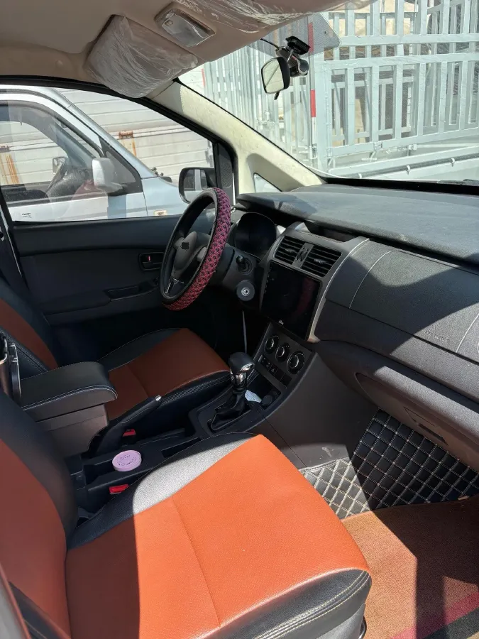 2021 Yema SiPaiKa 1.5L 109HP L4 CVT,autocango,china used car exporter,china ev exporter,chinese used car exporter,chinese used ev exporter