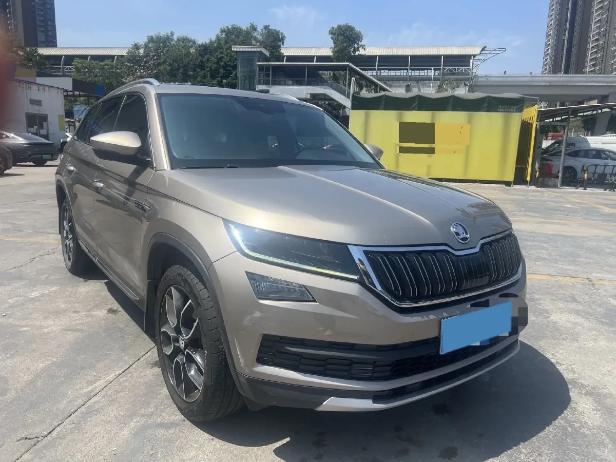 2018 Skoda Kodiak 2.0T 186HP L4 7DCT,autocango,china used car exporter,china ev exporter,chinese used car exporter,chinese used ev exporter