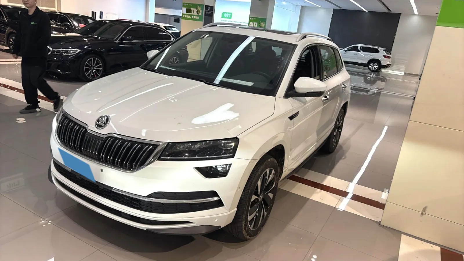 2022 Skoda Karoq 1.4T 150HP L4 7DCT,autocango,china used car exporter,china ev exporter,chinese used car exporter,chinese used ev exporter