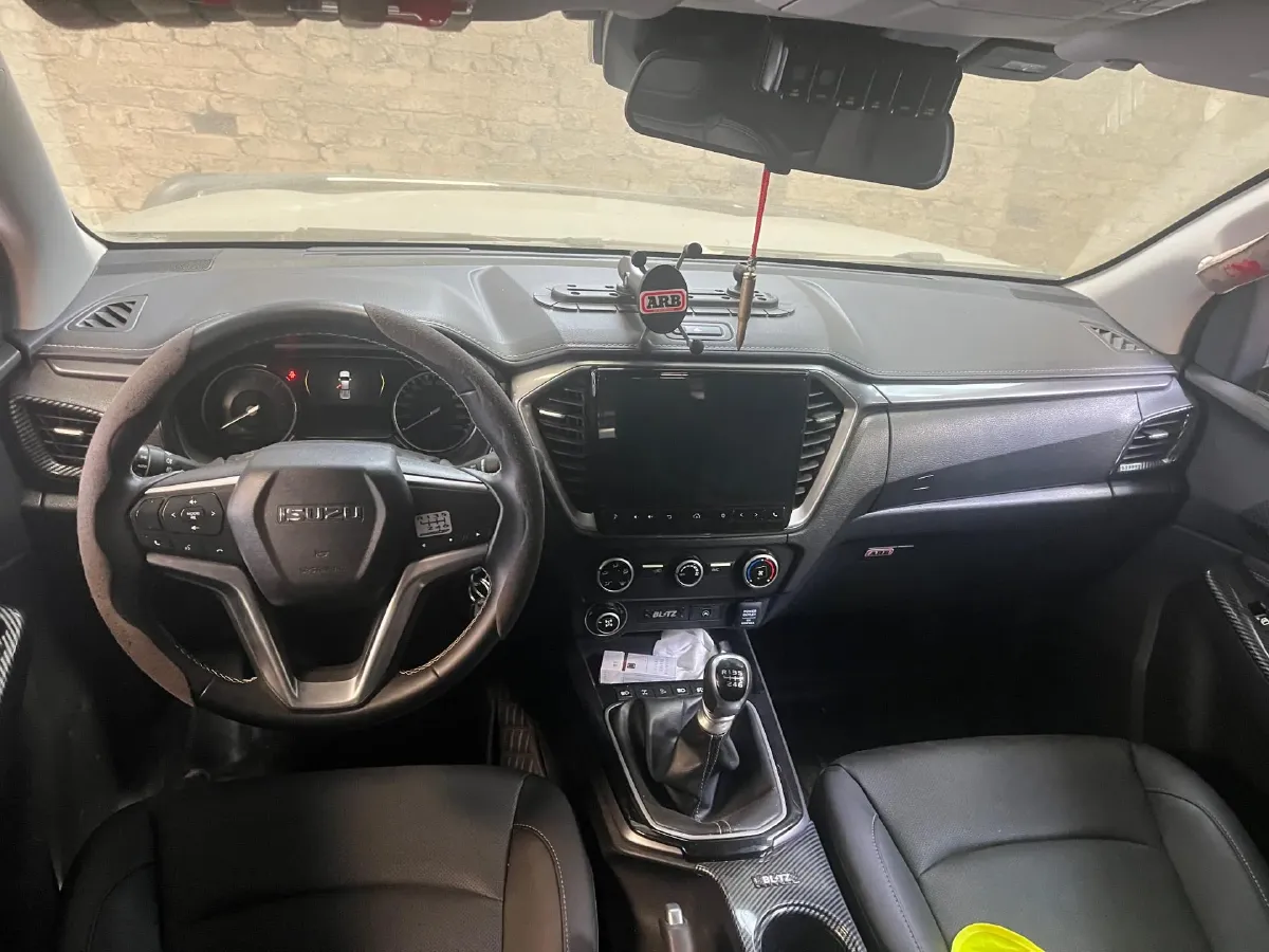 2021 Isuzu D-MAX 1.9T 163HP L4 6MT,autocango,china used car exporter,china ev exporter,chinese used car exporter,chinese used ev exporter